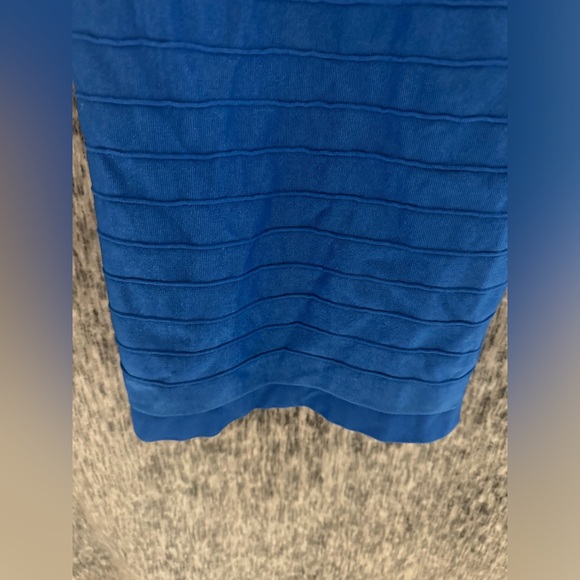 NWT BeBE dress size M/L - Picture 13 of 16